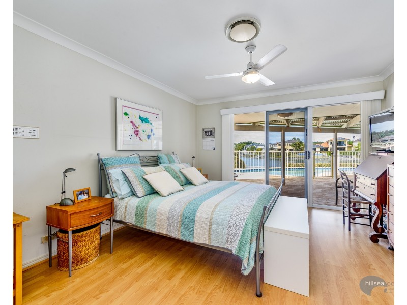 21 Glenwater Crescent, Helensvale QLD 4212
