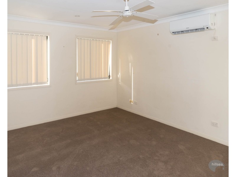 77 Tee Trees Boulevarde, Arundel QLD 4214