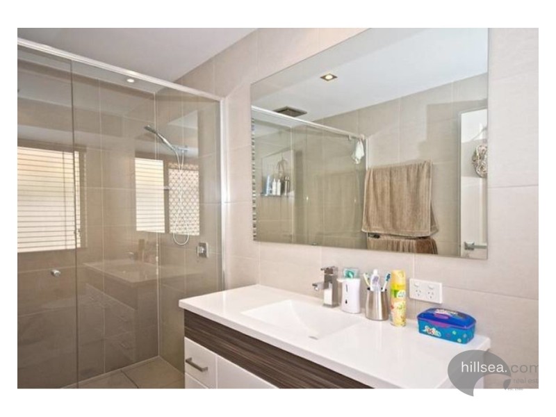 43 Inverness Way, Parkwood QLD 4214