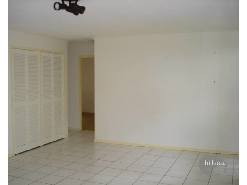 2/278 Marine Parade, Labrador QLD 4215