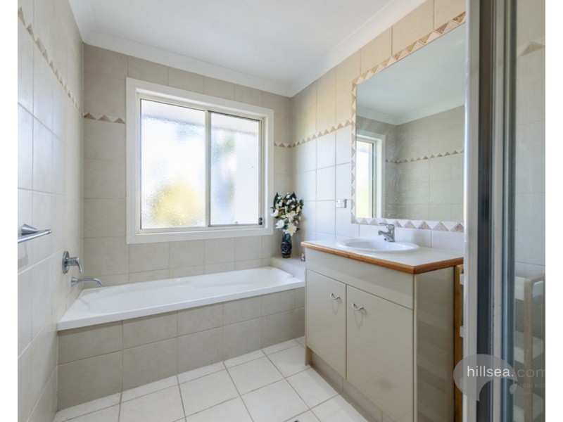 6/395 Pine Ridge Road, Runaway Bay QLD 4216