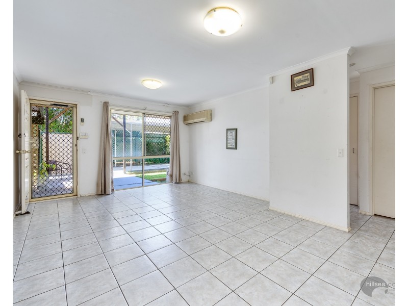 2/84 Botanical Drive, Labrador QLD 4215