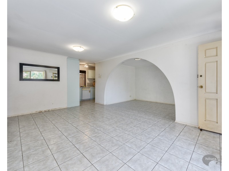 2/84 Botanical Drive, Labrador QLD 4215