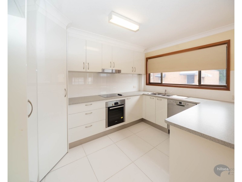 5/270 Marine Parade, Labrador QLD 4215