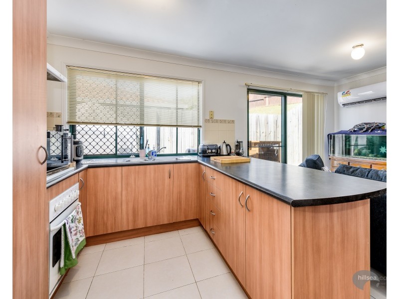 1/77 Cootharaba Drive, Helensvale QLD 4212