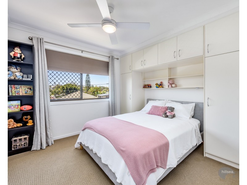 2/10 Neville Avenue, Southport QLD 4215
