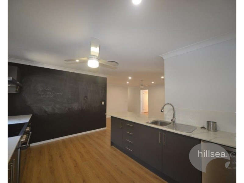 1/7 Robin Joy Close, Labrador QLD 4215