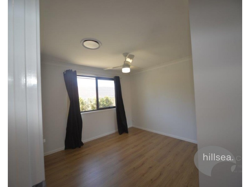 1/7 Robin Joy Close, Labrador QLD 4215