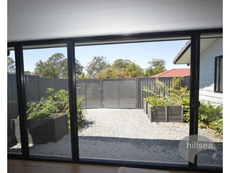 1/7 Robin Joy Close, Labrador QLD 4215