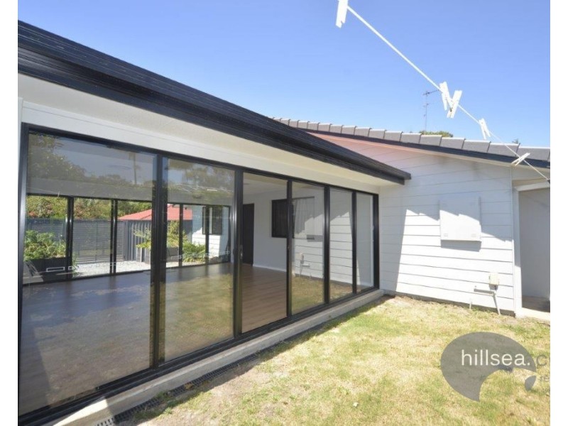 1/7 Robin Joy Close, Labrador QLD 4215