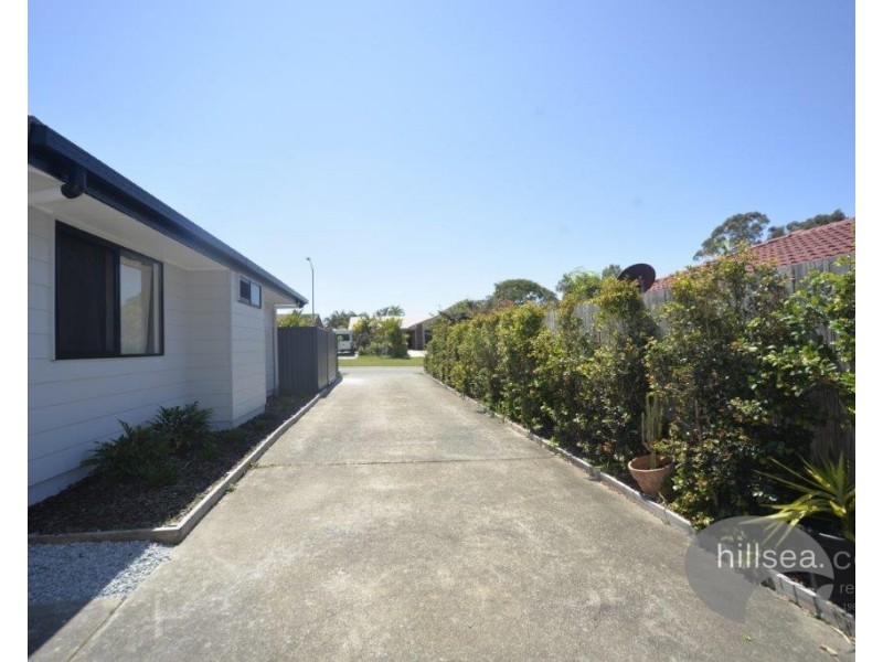 1/7 Robin Joy Close, Labrador QLD 4215