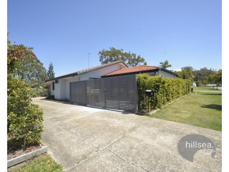 1/7 Robin Joy Close, Labrador QLD 4215