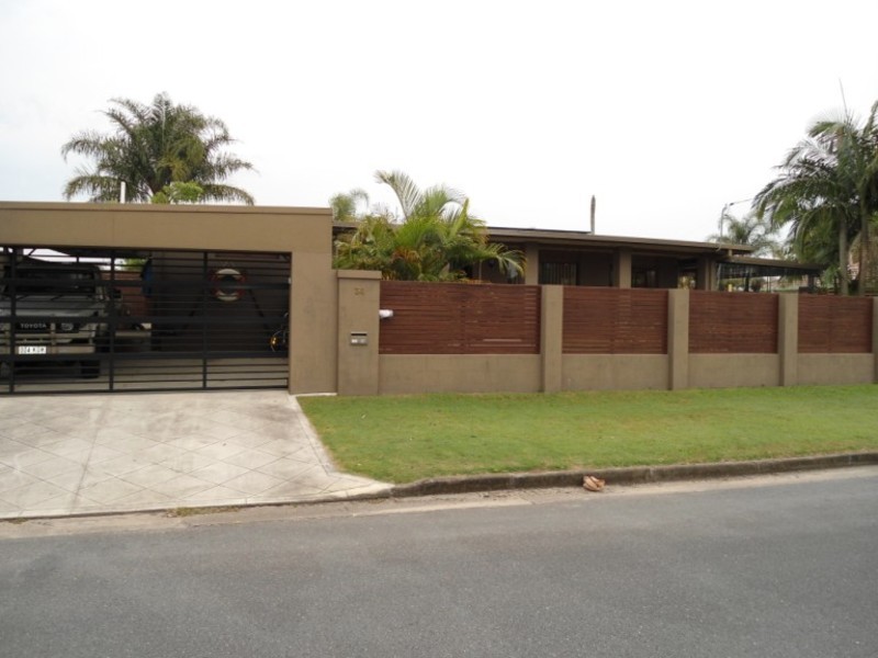 34 Thrush Avenue, Paradise Point QLD 4216