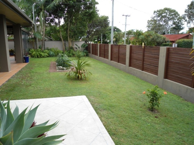 34 Thrush Avenue, Paradise Point QLD 4216
