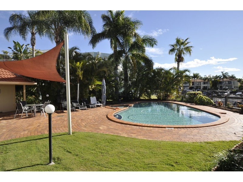 31/41a Broadwater Street, Runaway Bay QLD 4216