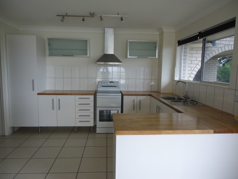 10/282 Marine Parade, Labrador QLD 4215