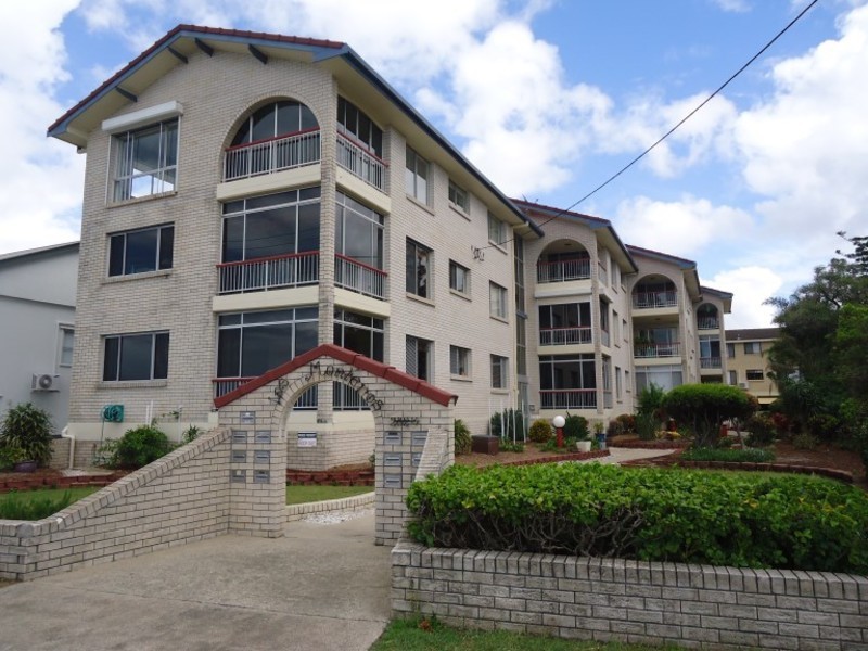 10/282 Marine Parade, Labrador QLD 4215