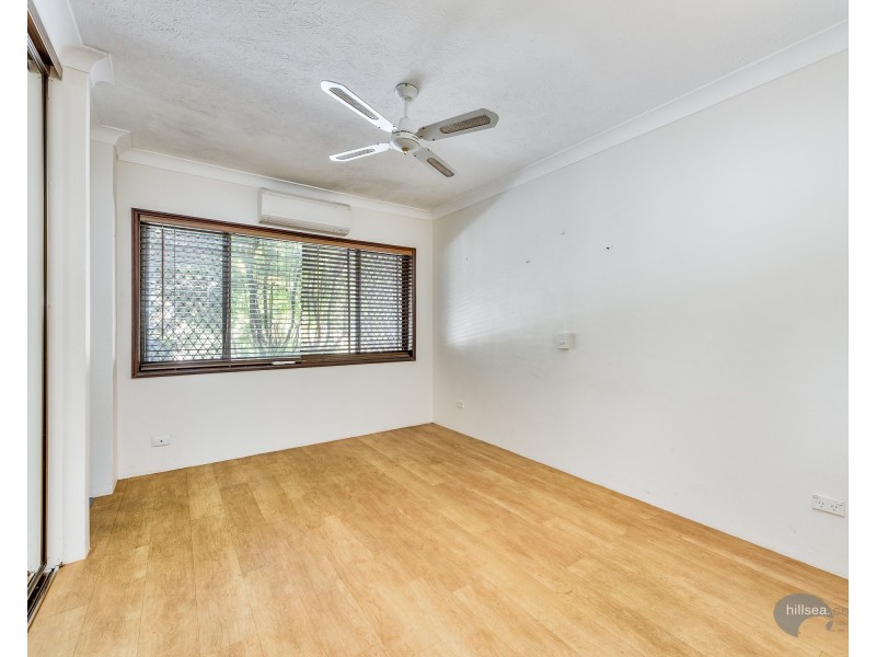 1/268 Marine Parade, Labrador QLD 4215