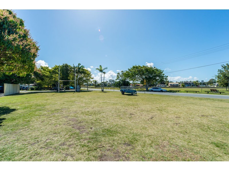 69 Coombe Avenue, Hope Island QLD 4212