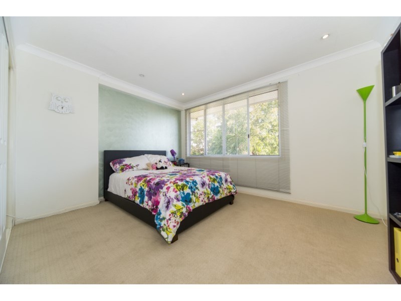 1/48 Government Road, Labrador QLD 4215