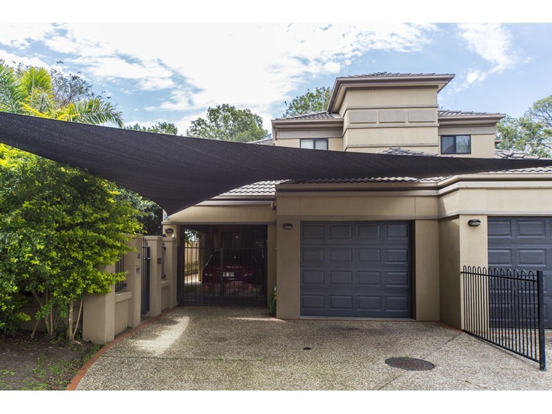 43 Ballybunyon Crescent, Hope Island QLD 4212