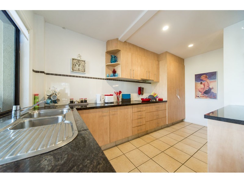 43 Ballybunyon Crescent, Hope Island QLD 4212