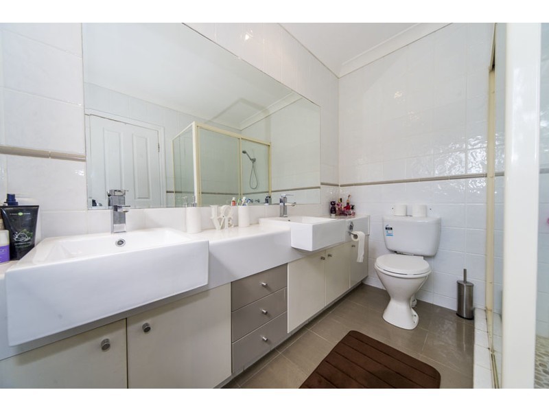 43 Ballybunyon Crescent, Hope Island QLD 4212