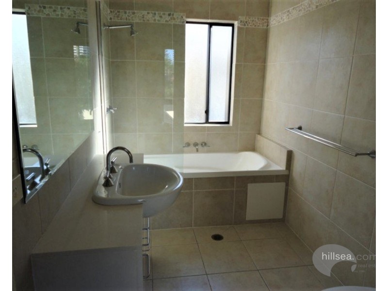 50B Bayview Street, Runaway Bay QLD 4216