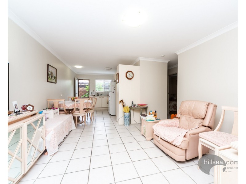 2/13 Baker Avenue, Labrador QLD 4215