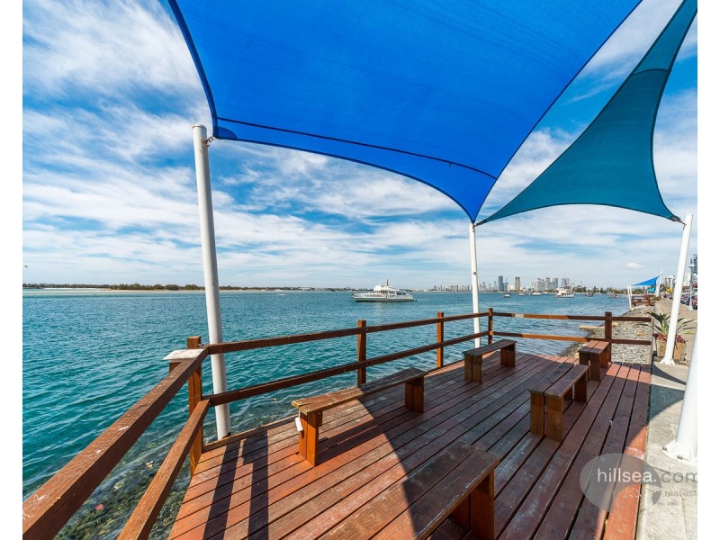 2/13 Baker Avenue, Labrador QLD 4215