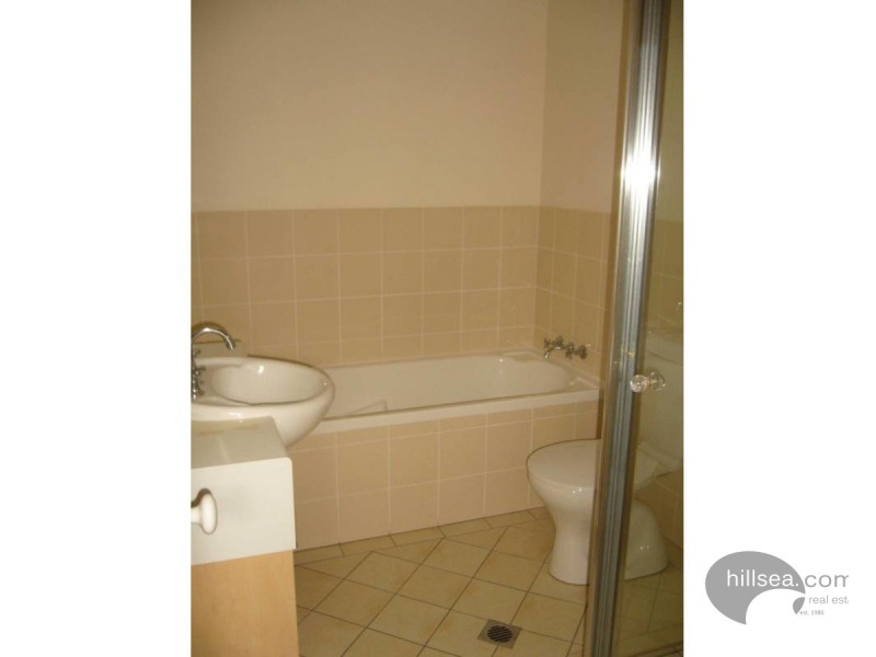 3/228 Queen Street, Southport QLD 4215