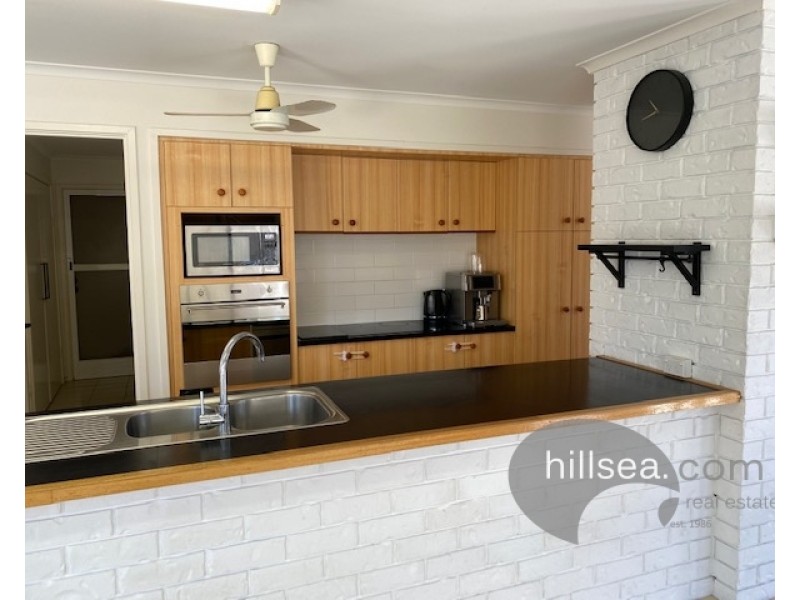 21 Burrinjuck Dve, Coombabah QLD 4216