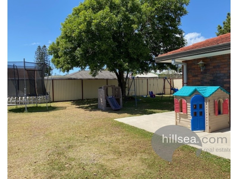 21 Burrinjuck Dve, Coombabah QLD 4216