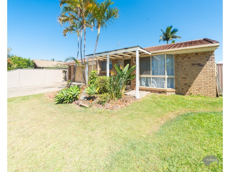 1/3 Stephanie Court, Labrador QLD 4215