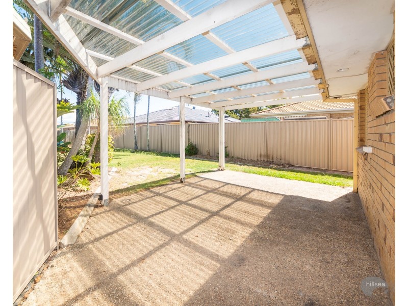 1/3 Stephanie Court, Labrador QLD 4215