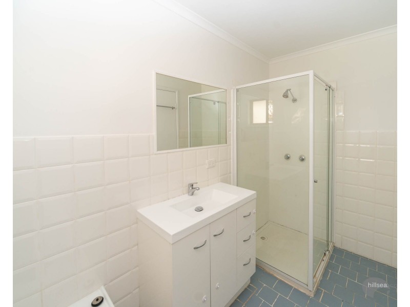 1/3 Stephanie Court, Labrador QLD 4215