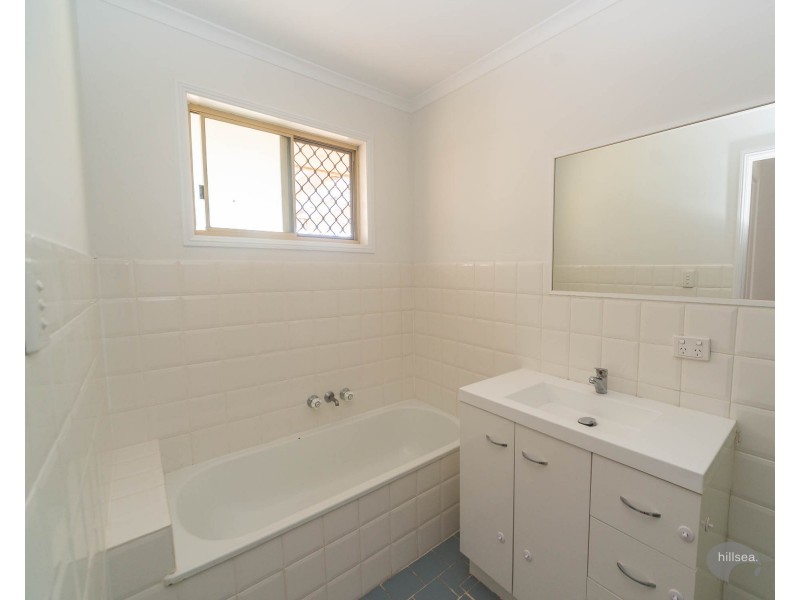 1/3 Stephanie Court, Labrador QLD 4215