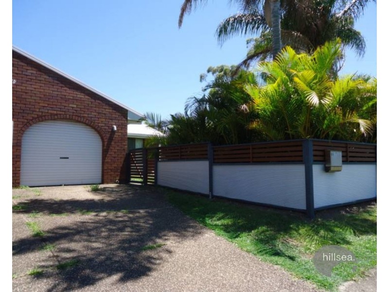 1/1 Vona Place, Labrador QLD 4215