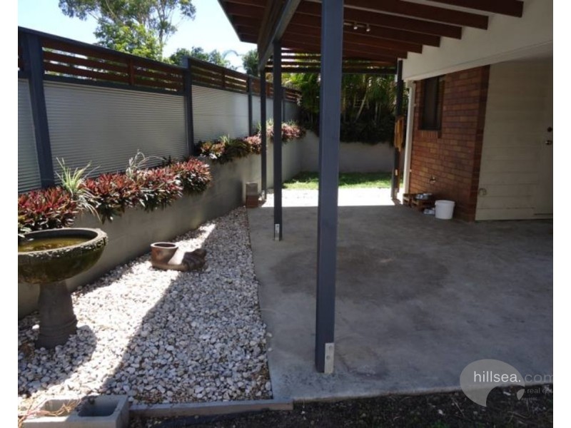 1/1 Vona Place, Labrador QLD 4215