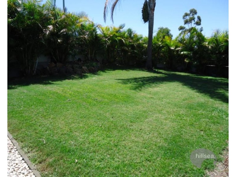 1/1 Vona Place, Labrador QLD 4215