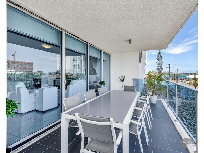 201/20 Labrador Street, Labrador QLD 4215