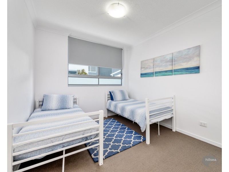 201/20 Labrador Street, Labrador QLD 4215