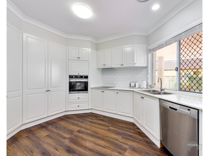 10 Parkwater Terrace, Monterey Keys QLD 4212