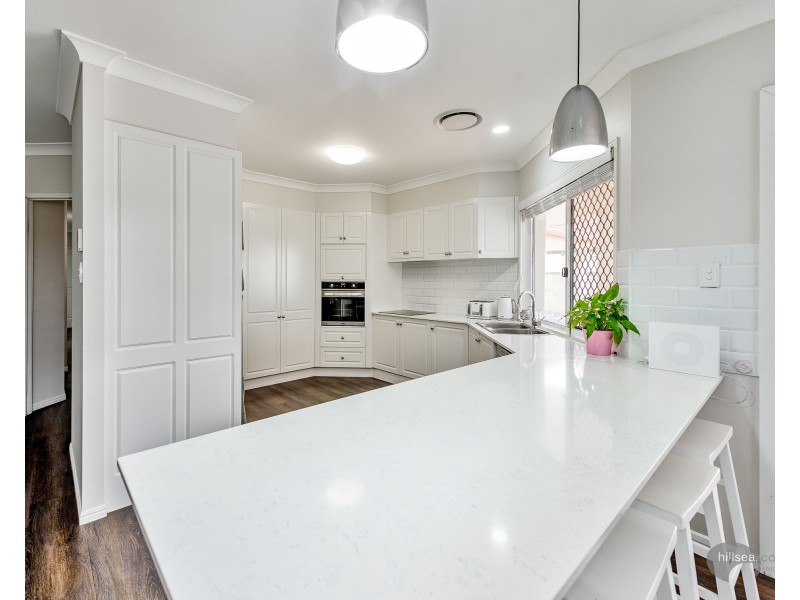 10 Parkwater Terrace, Monterey Keys QLD 4212