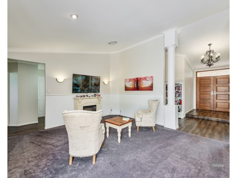 10 Parkwater Terrace, Monterey Keys QLD 4212