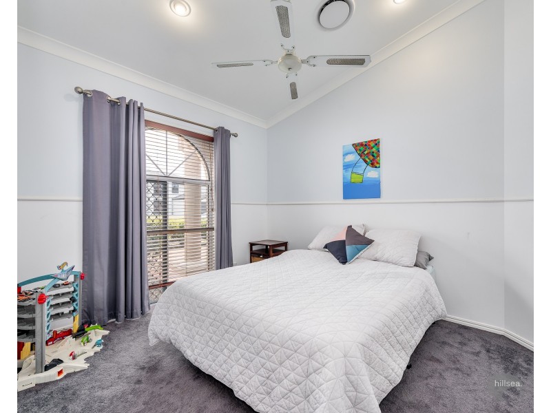 10 Parkwater Terrace, Monterey Keys QLD 4212