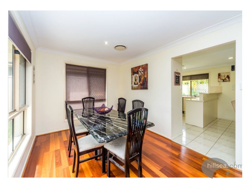 16 Desert Falls Crescent, Parkwood QLD 4214