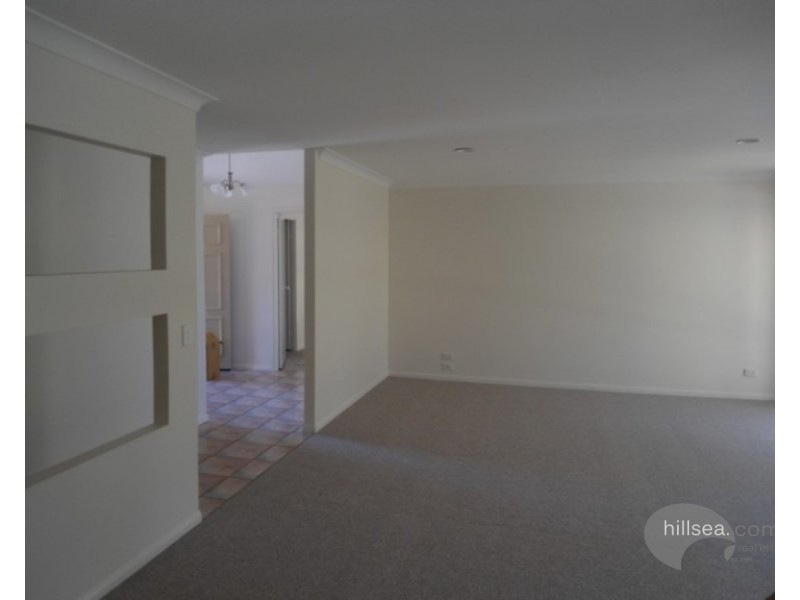 143 Henry Cotton Drive, Parkwood QLD 4214