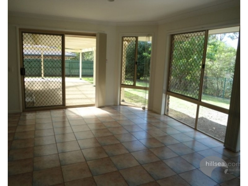 143 Henry Cotton Drive, Parkwood QLD 4214