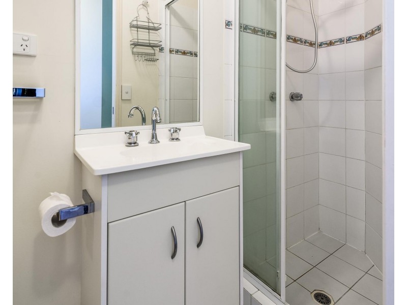 28/452 Marine Parade, Biggera Waters QLD 4216